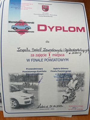 Dyplom dla Zespołu Szkół Zawodowych i Ogólnokształcących za zajęcie I miejsca w Młodzieżowym Turnieju Motoryzacyjnym.