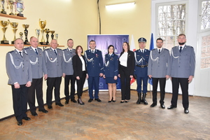 Policjanci podczas uroczystej zbiórki w KPP w Nidzicy