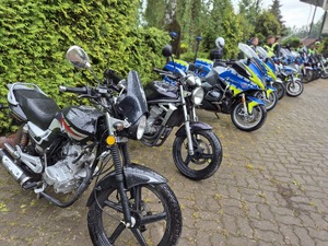 Nidziccy policjanci czuwali nad bezpieczeństwem uczestników &quot;III ZLOTU MOTOCYKLOWEGO SŁUŻB RATOWNICZYCH&quot;