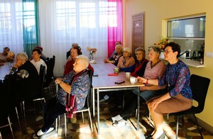 Dzielnicowy na spotkaniu z seniorami