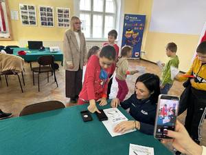 Wizyta dzieci w KPP w Nidzicy