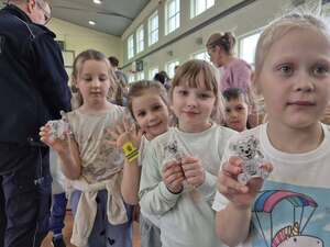 Uczniowie z gminy Janowiec Kościelny świecą przykładem na drodze!